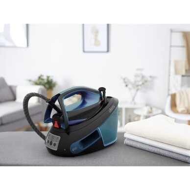 „Tefal Express Vision SV8151“ 2800 W 1,8 l „Durilium AirGlide“ automatinio valymo padas Mėlyna, juoda 1 „Tefal Express Vision SV8151“ 2800 W 1,8 l „Durilium AirGlide“ automatinio valymo padas Mėlyna, juoda 1